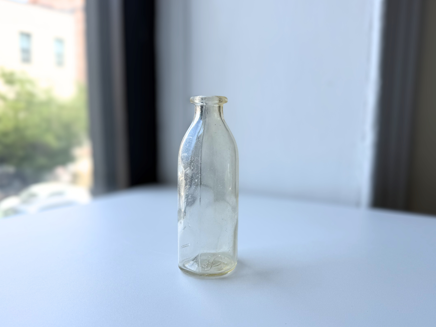 Brockway Baby Bottle – 4 Ounce Clear Graduated Glass