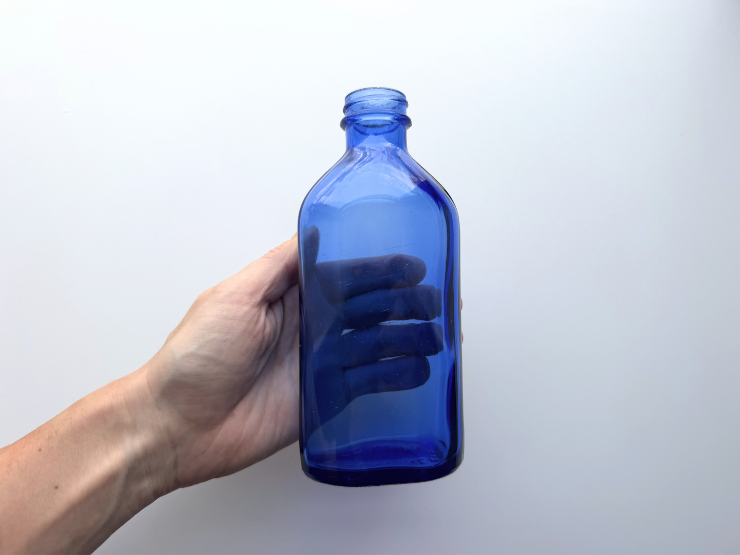 Phillips Bottle – Extra Large Cobalt Blue Milk of Magnesia Glass