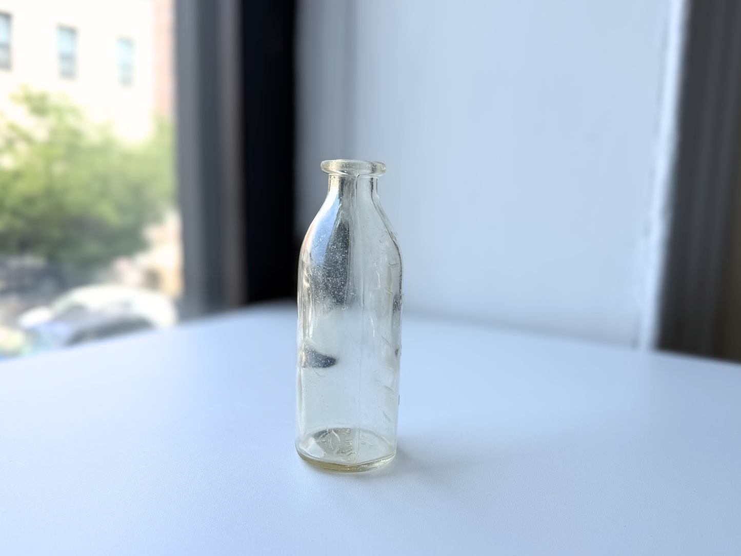 Brockway Baby Bottle – 4 Ounce Clear Graduated Glass